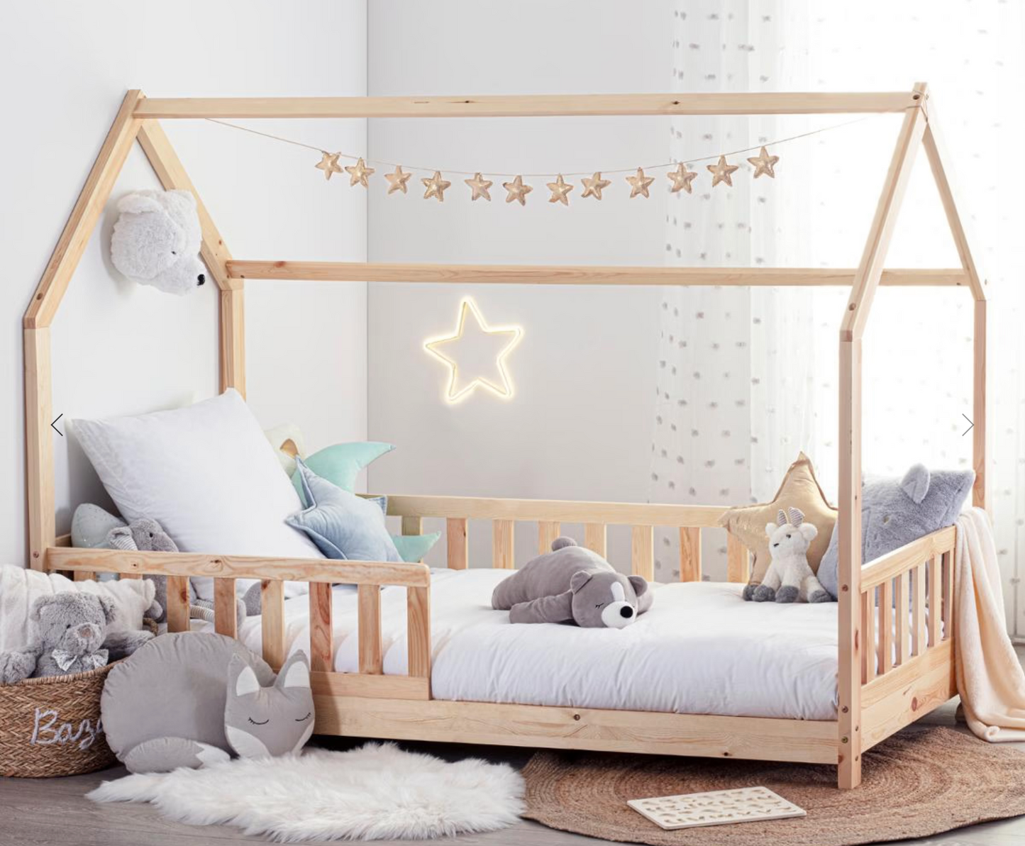 Cama intantil tipo cabaña Bosco che admosfera febrero