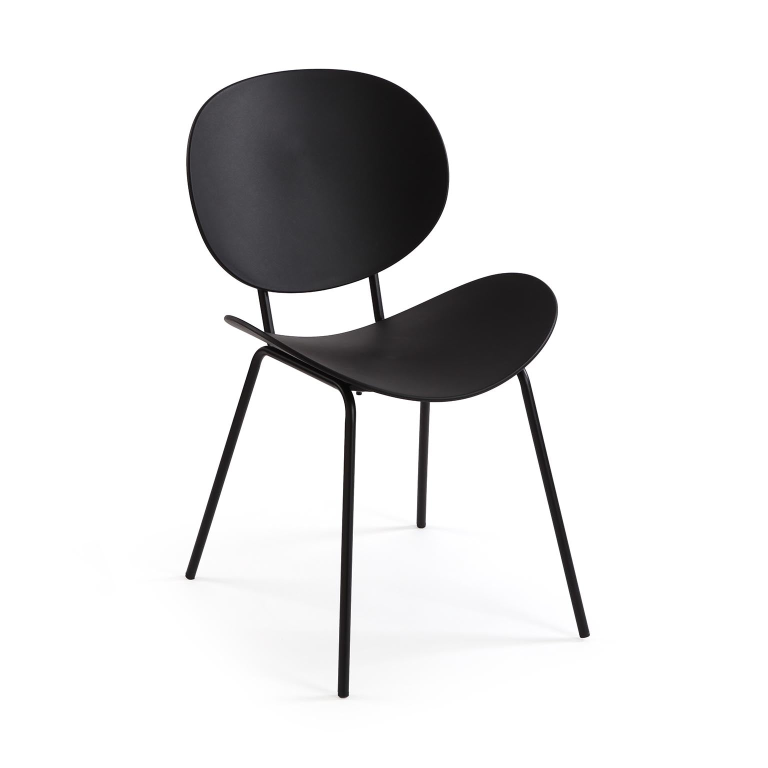 SILLA NEKO EN COLOR NEGRO VERSA 2026 JUNIO