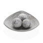 CENTRO DE MESA BLANCO CON TRES BOLAS DECORATIVAS VERSA8NOV